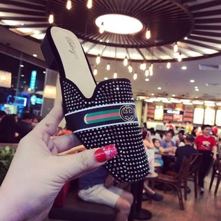 Dép sục đá full