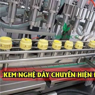 CAO ĐẮP MẶT TINH NGHỆ SỮA ONG CHÚA THẢO MỘC 37