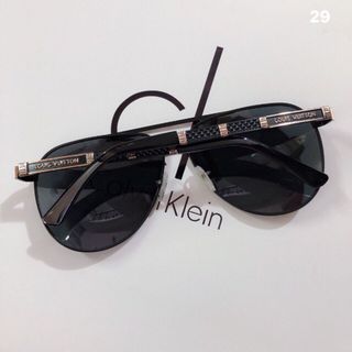 Mắt kinh z