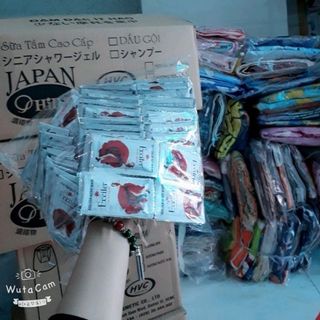 bàn chải dùng một lần cho khách sạn