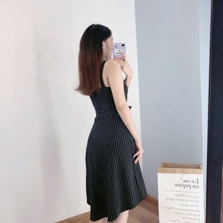 đầm sọc hai dây điệu đà