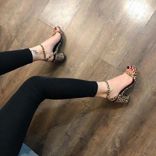 Giày sandal beo got vuông