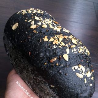 BÁNH MÌ TINH TRE THẢI ĐỘC TỐ