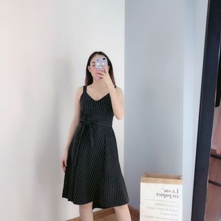 đầm sọc hai dây điệu đà