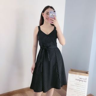 đầm sọc hai dây điệu đà