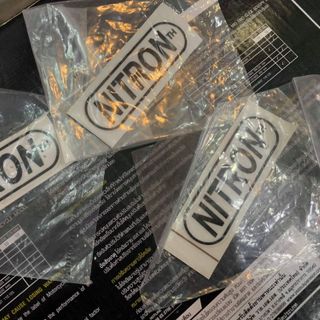 Tem Nitron dán xe thông dụng nhiều vị trí