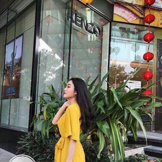 Đầm đuôi vintage