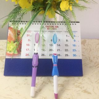 Bàn Chải Đánh Răng Vợ Chồng 02Cây/Gói