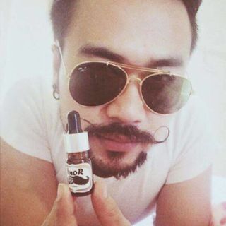 Snor mọc râu