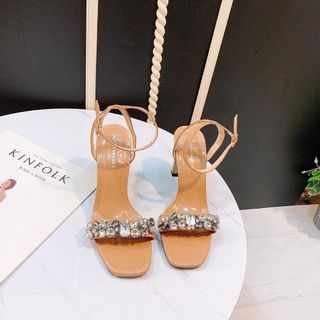 Giày sandal đá hoa gót cao