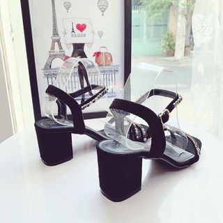 Giày sandal đá nhiều mau gia re
