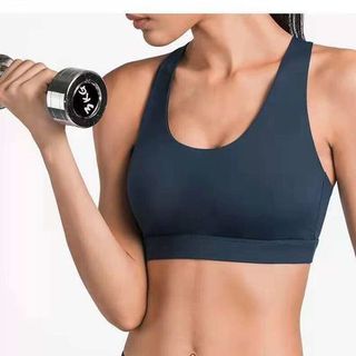Áo tập 3 lỗ dây nhỏ V