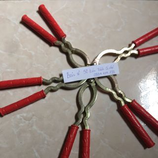 Kìm tách quả óc chó