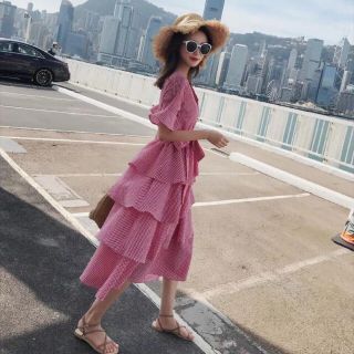 đầm caro 4 tầng hot hit