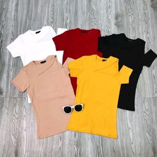 Áo hở vai cực sinh