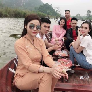 Mẫu đồ đi chùa bà lai màu gạch