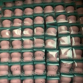 cọ bạch tuộc rửa mặt