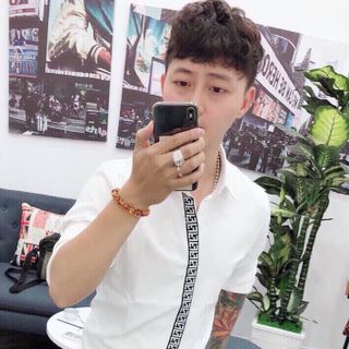 Sơ mi trắng