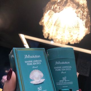 Lăn chống nắng JM solution