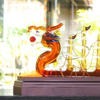 Bình đựng Rượu thuyền buồm Phong Thủy