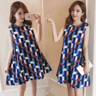 Đầm suông họa tiết đa giác