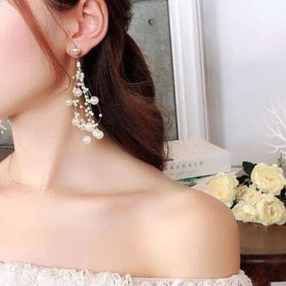 BÔNG TAI NGỌC TRAI TUA RUA