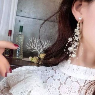 BÔNG TAI NGỌC TRAI TUA RUA