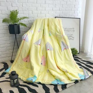 Chăn Lụa Tencel Màu Vàng
