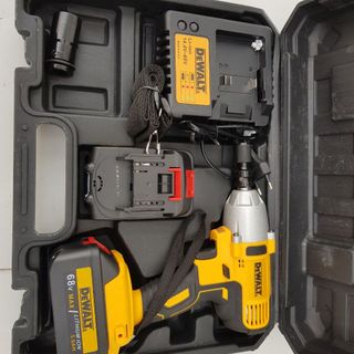 máy bắn vít bằng pin dewalt 68v