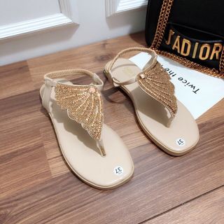 Giày sandal