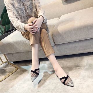 Dép dục lưới