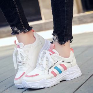 Giày bata