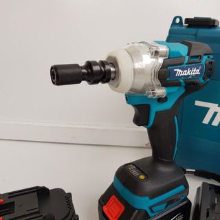 máy bắn mái tôn bằng pin makita 68v không chổi than giá sỉ