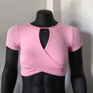 Áo tập croptop hở ngực