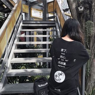 ÁO THUN NỮ TAY LỠ HÌNH MẶT TRĂNG