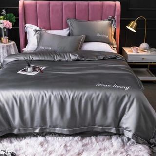 Bộ Chăn Ga Gối Lụa Màu Xám