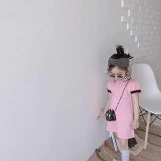 váy xuông cổ kẻ bé gái