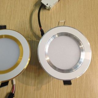 Đèn LED âm trần tản nhiệt một màu trắng vàng-7w- BH 2 năm giá sỉ