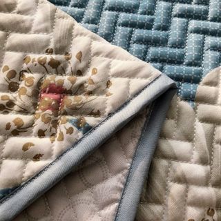 THẢM TENCEL NỘI ĐỊA TRUNG ƯƠNG KÍCH THƯỚC 1M6 X 2M MÀU GHI SÁNG
