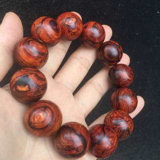 Gỗ sưa Lào