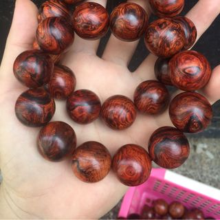 Gỗ sưa Lào