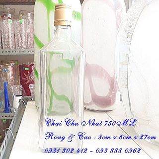 Chai chữ nhật 750ml nắp thiếc