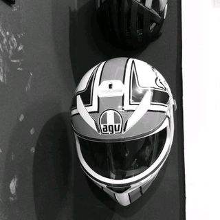 Móc mũ bảo hiểm The Mosc