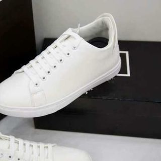 Giày thể thao nam 6C