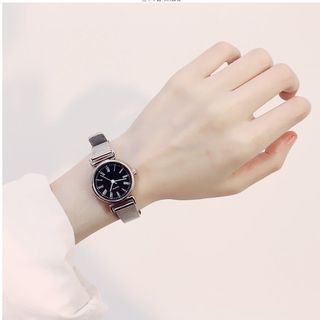 ĐỒNG HỒ NỮ DÂY KIM LOẠI VESI