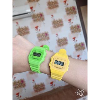 ĐỒNG HỒ NỮ DÂY CAO SU F92