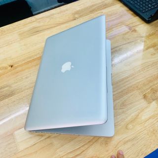 MACBOOK PRO 2011