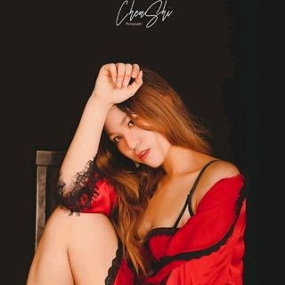 ÁO CHOÀNG LỤA SATIN DÀI CHẤM GÓT PHỐI REN