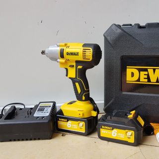 máy vặn bu lông dewalt 99v
