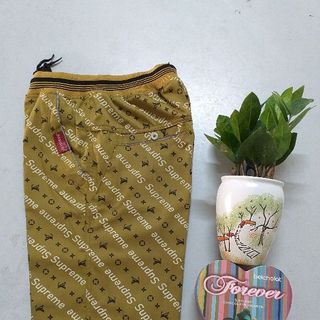 Short kaki cạp bo chun in họa tiết